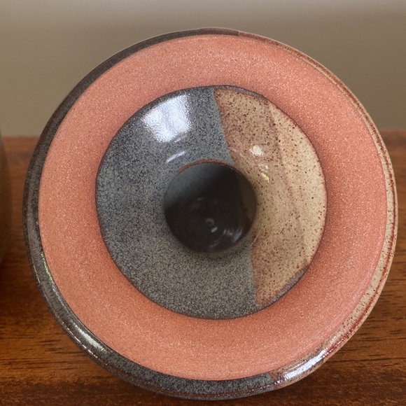 Handmade Pottery made on  Vancouver Island BC Signed by Artist Exc Shape - Picture 8 of 12